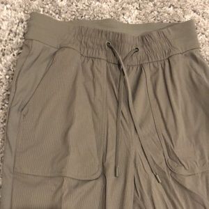 Lulu Beyond the Studio Jogger